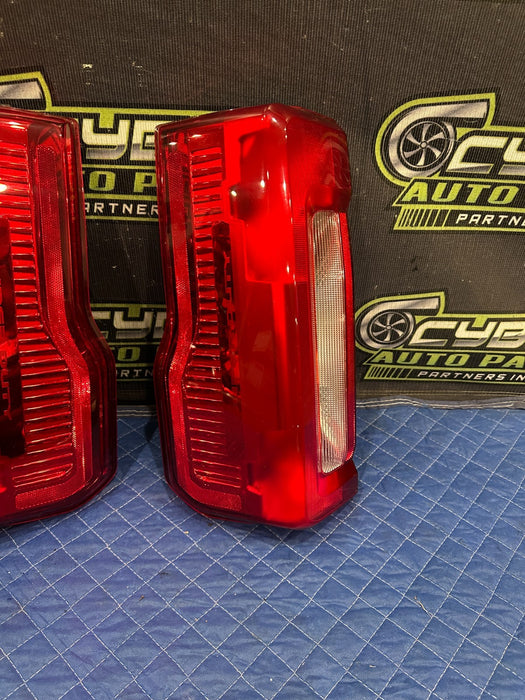 2023-2025 FORD F250 F350 F450 LEFT RIGHT HALOGEN TAIL LIGHTS OEM