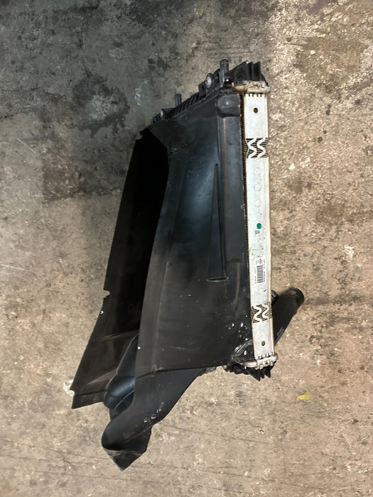 2017 AUDI R8 V10 FRONT LEFT RADIATOR A/C CONDENSER 4S0 816 411 4S0 121 252 B