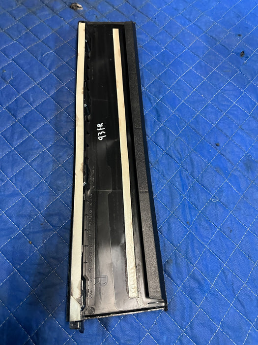 2017-2019 FORD F250 F350 FRONT RIGHT GLOSS BLACK B PILLAR DOOR TRIM OEM *READ*