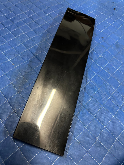 2017-2019 FORD F250 F350 FRONT RIGHT GLOSS BLACK B PILLAR DOOR TRIM OEM *READ*