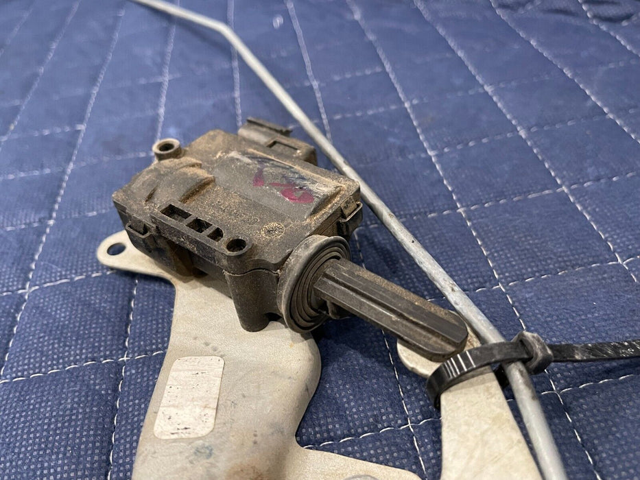 2017-2019 FORD F250 F350 REAR TAILGATE ACTUATOR WITH LATCH OEM