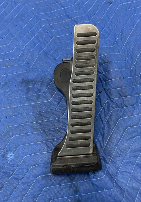 2012 AUDI R8 4.2L V8 THROTTLE ACCELERATOR GAS PEDAL 420.863.657 420863657