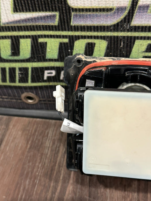 2023-24 FORD F350 PASSENGER RIGHT HALOGEN TAIL LIGHT BLIND SPOT RADAR MODULE OEM