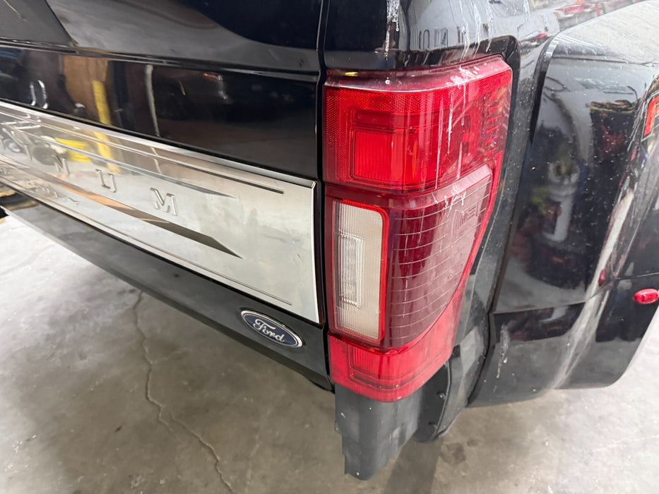 2020 2021 2022 FORD F250 F350 F450 PLATINUM TAILGATE W/ STEP AGATE BLACK