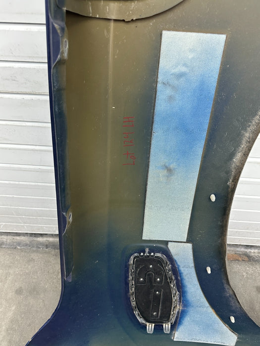 2017 NISSAN TITAN XD PRO 4X DRIVER LEFT FENDER OEM FLAWS/DENTS 4-8* LOCAL PICKUP