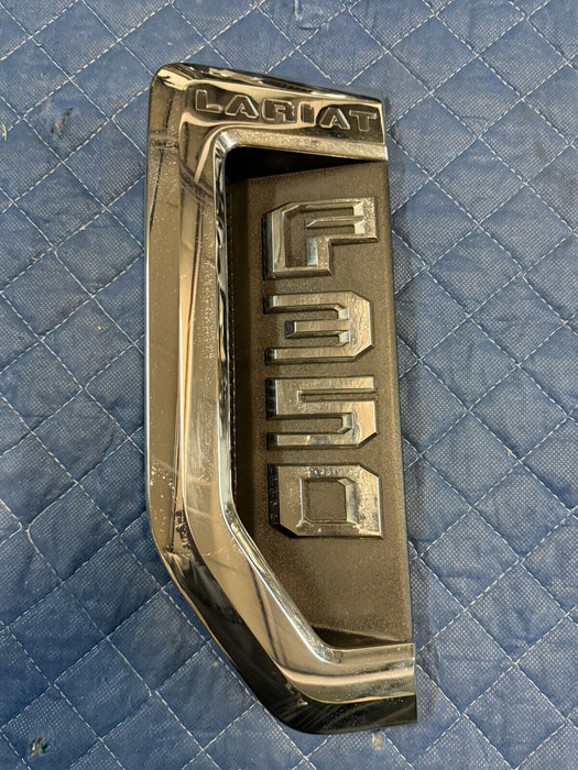 2017-2019 FORD F250 LARIAT CHROME DRIVER LEFT FENDER EMBLEM BADGE OEM