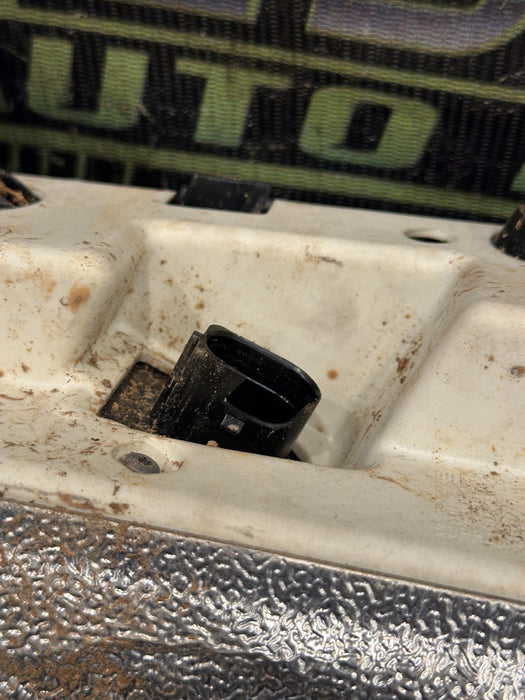 2017 AUDI R8 LEFT LED TAIL LIGHT OEM *DAMAGED LENS*