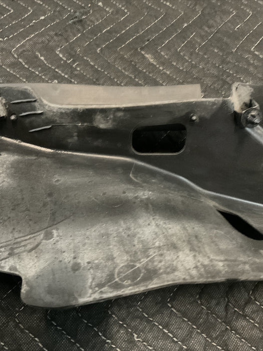 2013 INFINITI JX35 FRONT RIGHT PASSENGER FENDER HOOD SEAL COVER TRIM 638E8-3JA0A