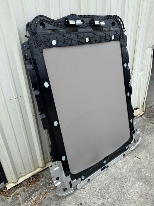 2017 2018 2019 FORD F250 F350 F450 LIMITED TWIN PANEL MOONROOF ASSEMBLY COMPLETE