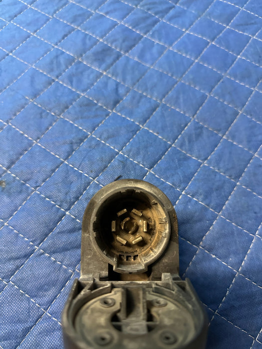 2017-2019 FORD F250 F350 F450 REAR BUMPER 7/4 PIN TRAILER TOW CONNECTOR PLUG OEM