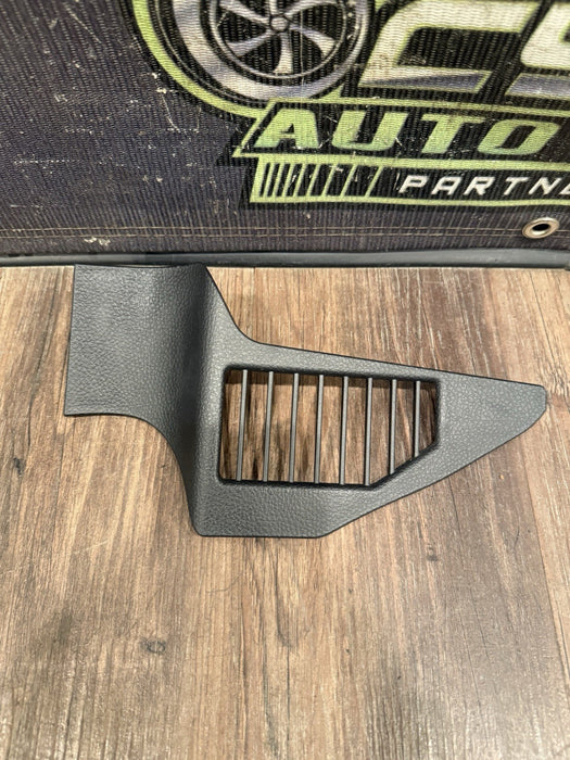 2017 NISSAN TITAN XD RESERVE DASH DASHBOARD LOWER RIGHT TRIM OEM 68930 EZ00A