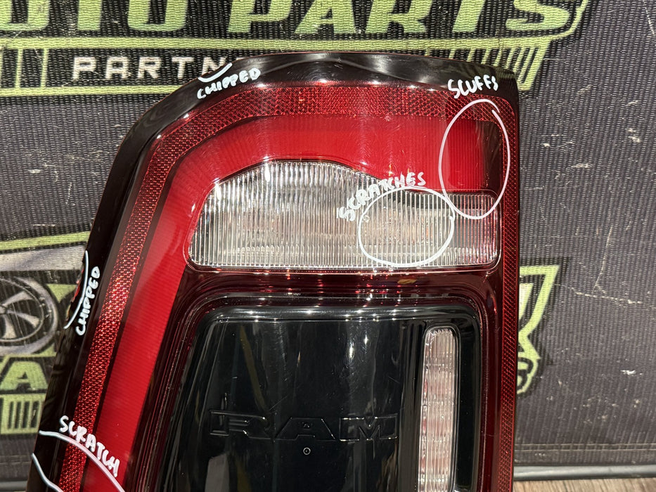 2024 DODGE RAM 3500 DRIVER LEFT TAIL LIGHT OEM *WEAR 3-10,17,18*
