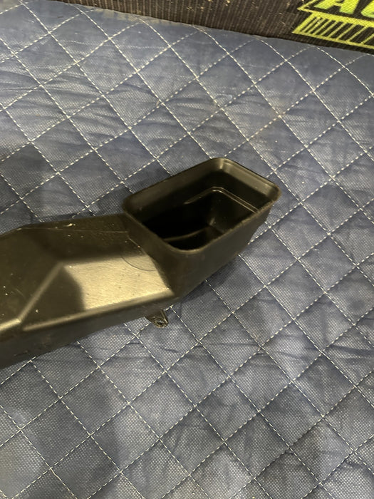 2014 AUDI R8 LEFT DRIVER DASH DASHBOARD AIR VENT DUCT 423819655 423 819 655