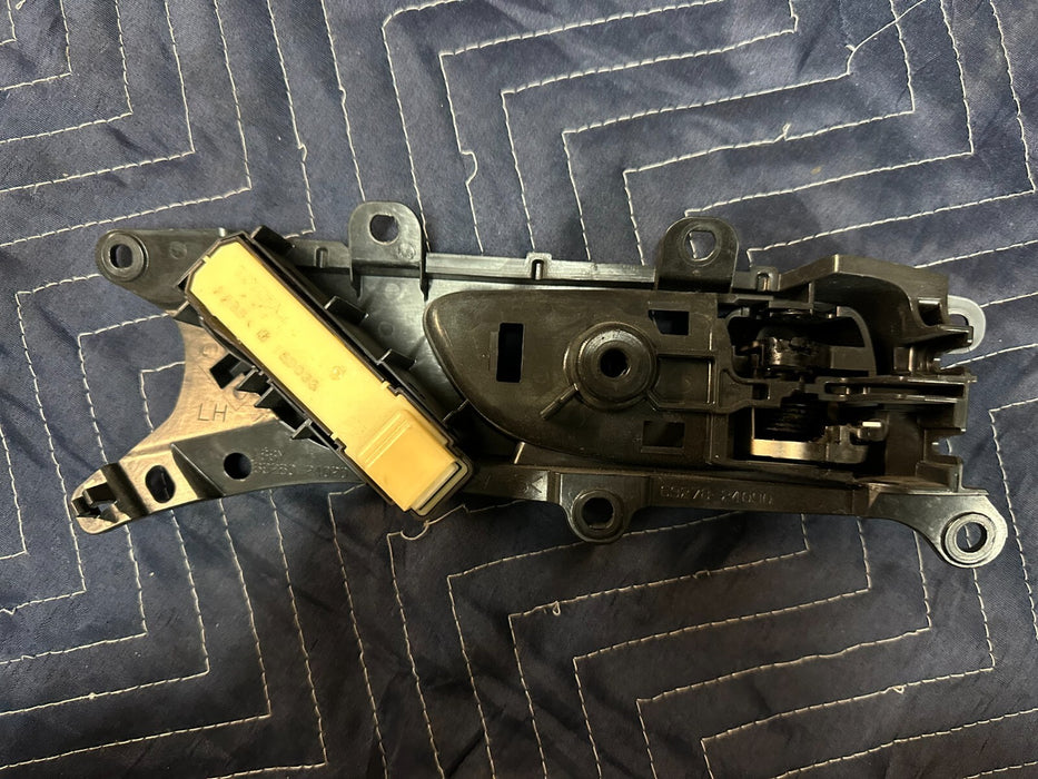 2015 LEXUS RCF RC-F LEFT DRIVER SIDE INTERIOIR DOOR HANDLE
