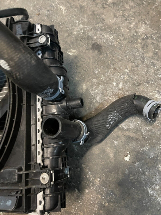 2017 AUDI R8 V10 FRONT RIGHT RADIATOR A/C CONDENSER 4S0816411 4S0121252B ~BENT~