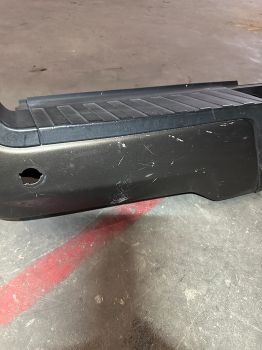 2017-2019 FORD F250 REAR BUMPER ASSEMBLY OEM (READ/SLIGHT SCUFFS SCRATCHES)
