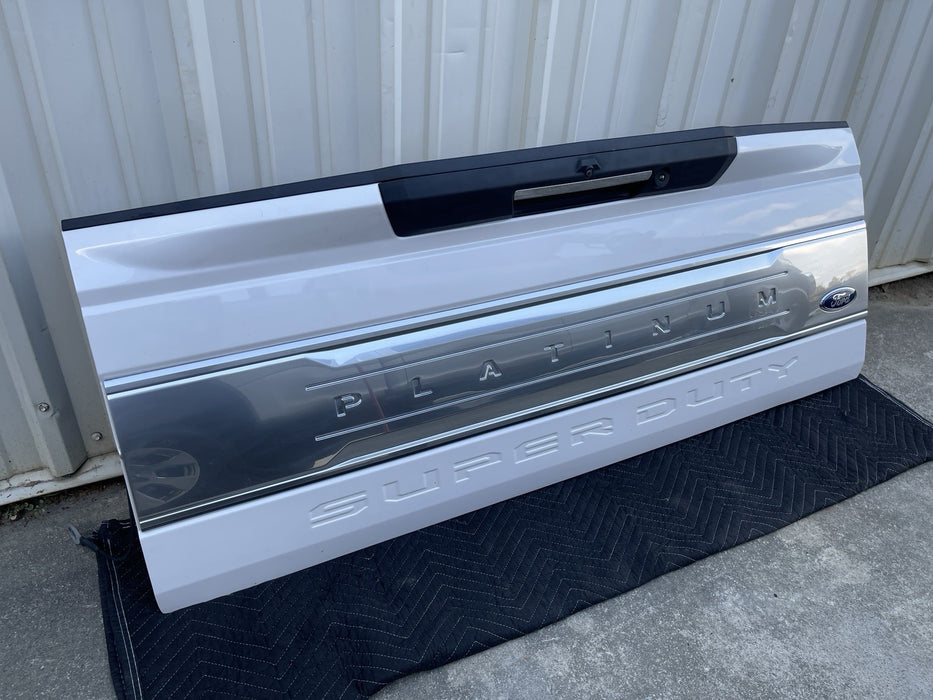 2017 2018 2019 FORD F250 F350 F450 PLATINUM TAILGATE W/ STEP METALLIC WHITE (UG)