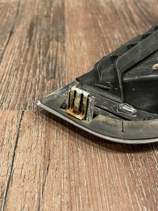 2017-19 FORD F450 LARIAT DRIVER LEFT FENDER EMBLEM BADGE OEM *SCUFFS #5*