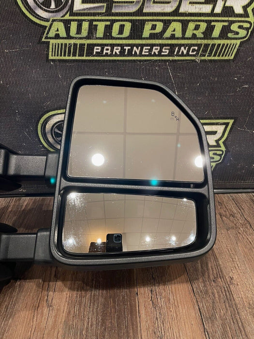 2017-2022 FORD F250 F350 F450 PASSENGER RH DOOR TOW MIRROR W/ CAMERA OEM (UG)