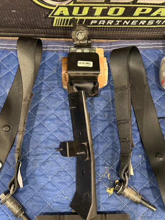 2017 NISSAN TITAN XD REAR LEFT RIGHT MIDDLE SEATBELT SET OEM