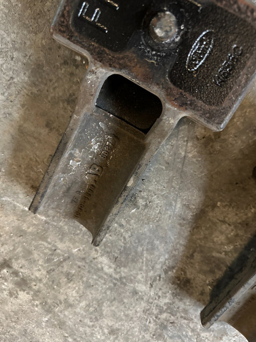 2018 FORD F250 REAR LEFT RIGHT LEAF SPRINGS SET OEM HC3C5A975 HC3C 5A975