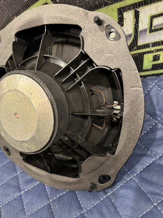 2018 AUDI R8 V10 SPYDER B&O BANG & OLUFSEN LEFT DOOR SPEAKER OEM 8V0 035 415 E