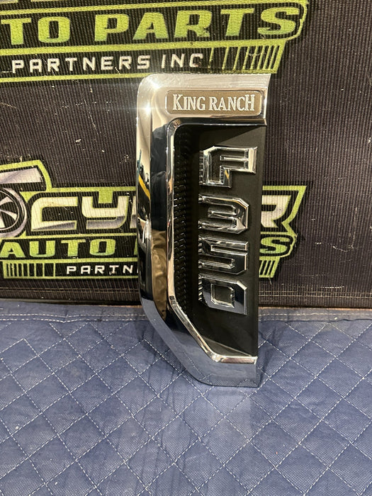2017-2019 FORD F350 KING RANCH FRONT LEFT FENDER EMBLEM BADGE OEM