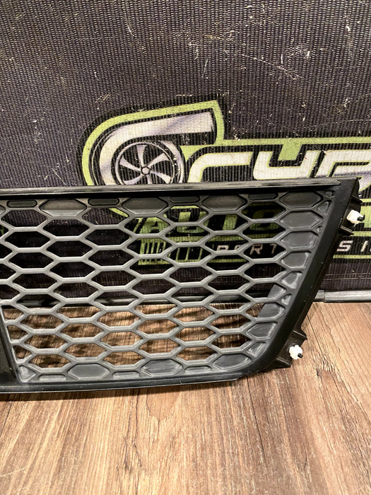 2017 2018 AUDI R8 PLUS REAR LEFT BUMPER GRILLE VENT OEM