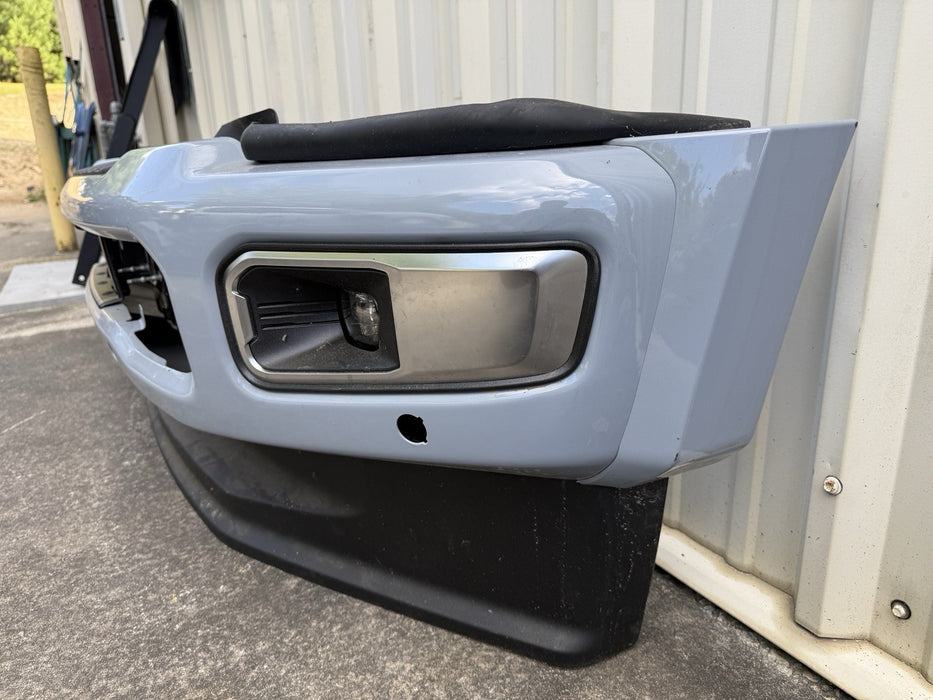 2023 2024 2025 FORD F450 PLATINUM FRONT BUMPER ASSEMBLY GLACIER GREY OEM