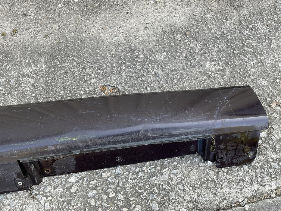 2011 NISSAN 370Z OEM RIGHT SIDE SKIRT ROCKER MOLDING PANEL *NAG*~COSMETIC DAMAE~