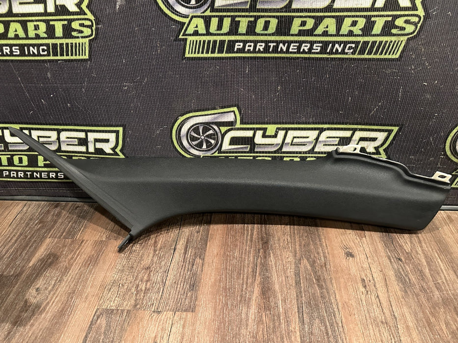 2017 AUDI R8 SPYDER FRONT RIGHT A PILLAR TRIM OEM