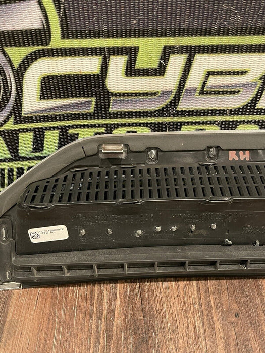 2017-2019 FORD F450 LARIAT PASSENGER RIGHT FENDER EMBLEM BADGE OEM HC3B45000A