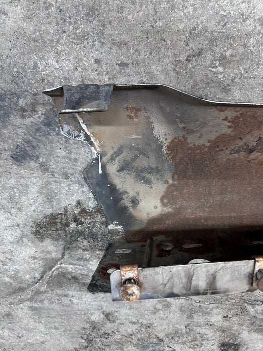 2017-2019 FORD F250 F350 REAR RIGHT CHROME BUMPER CORNER OEM *FLAWS/DENT #9*