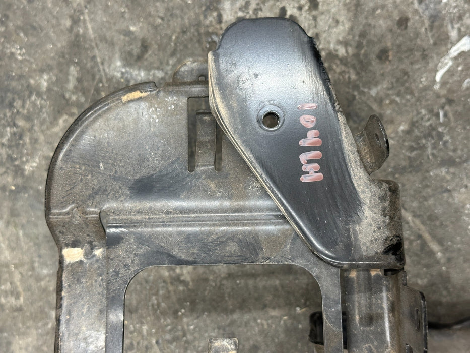 2024 FORD F250 F350 LEFT REINFORCEMENT BRACKET OEM HC3B 16K196