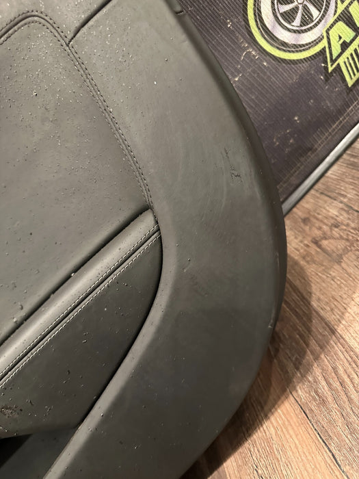 2021 AUDI R8 PLUS RIGHT PASSENGER DOOR PANEL TRIMS OEM 4S7 867 106 N ~SCUFFS~