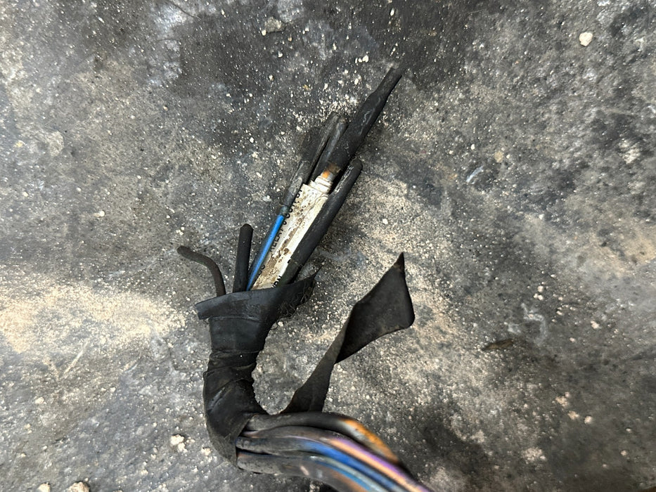 2020 2021 2022 FORD F350 XLT UPFITTER FUSE & RELAY PANEL LC3T 14A303 BA