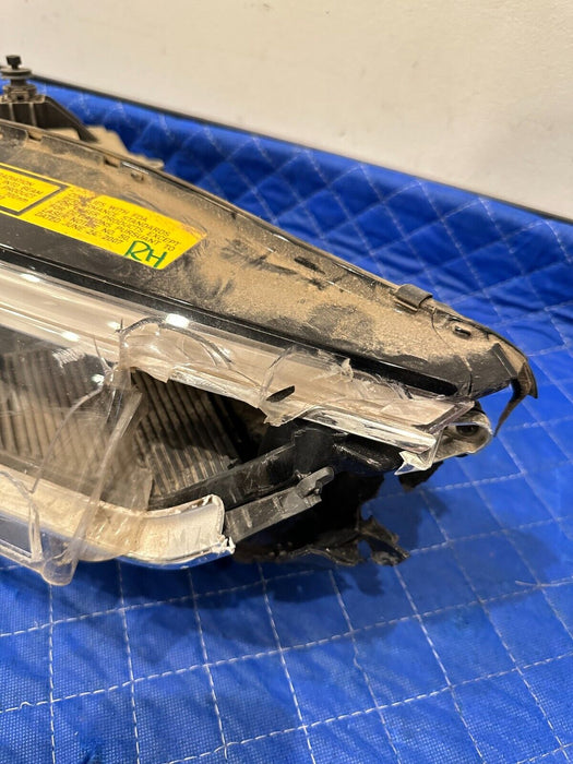 2018 AUDI R8 FRONT PASSENGER RIGHT LED HEADLIGHT OEM DAMAGED NO MODULES INCLUDED