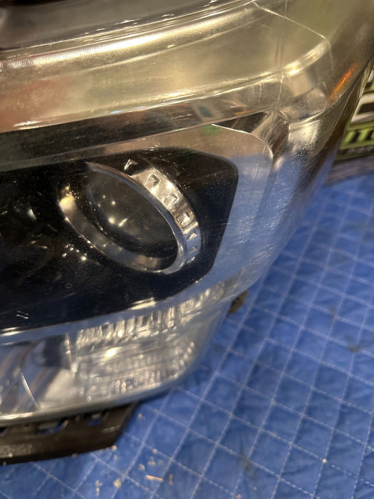 2017 NISSAN TITAN XD DRIVER LEFT LED HEADLIGHT OEM *WEAR 3-5*