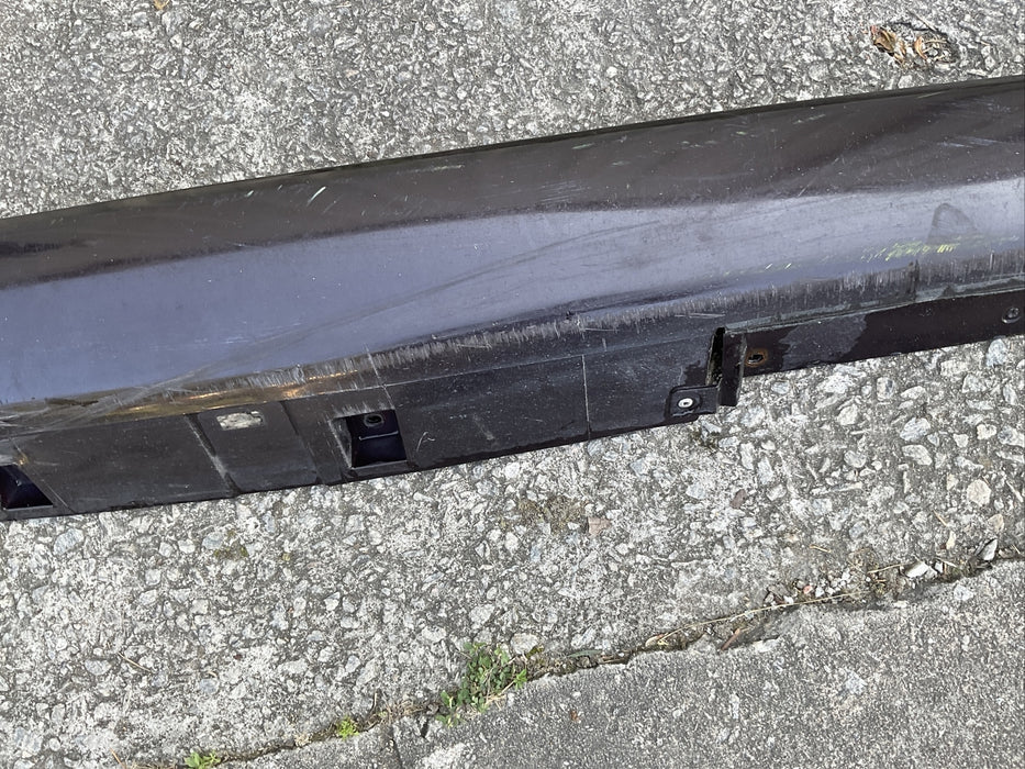 2011 NISSAN 370Z OEM RIGHT SIDE SKIRT ROCKER MOLDING PANEL *NAG*~COSMETIC DAMAE~