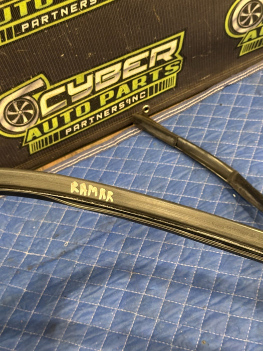 2012-2018 DODGE RAM REAR RIGHT DOOR SEAL OEM 55372136