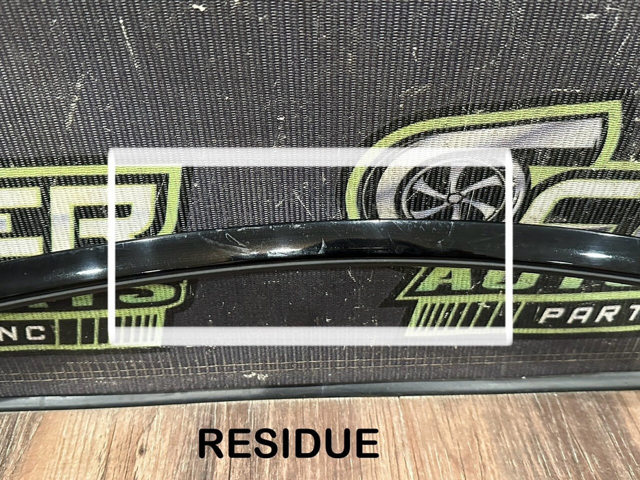 2020 BMW M4 F82 FRONT RIGHT DOOR WINDOW FRAME MOULDING OEM