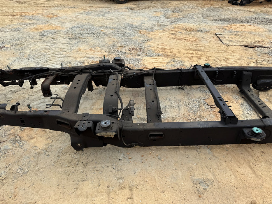 2017 2018 2019 FORD F250 F350 DIESEL 4X4 CREW CAB FRAME SHORT BED 160" WB