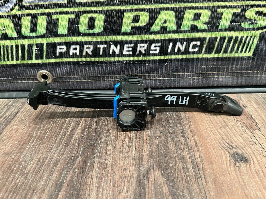 2021 AUDI R8 FRONT LEFT DOOR CATCH OEM 4S0837249