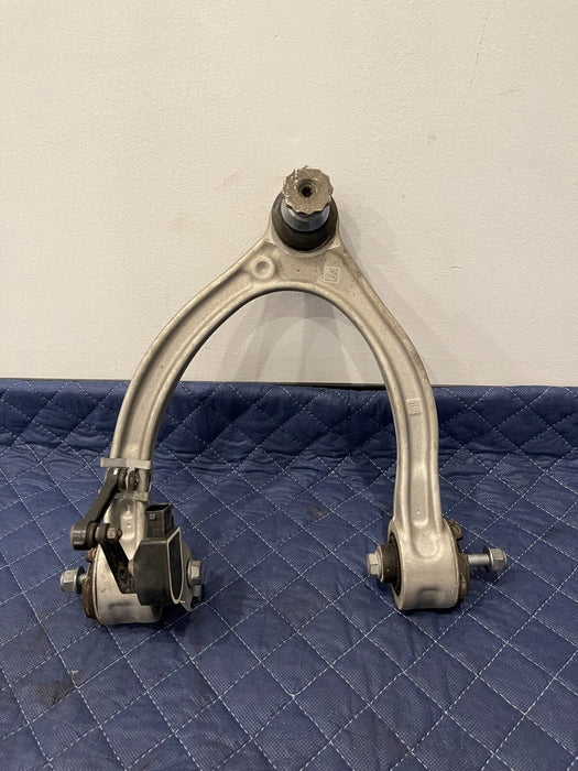 2019 MERCEDES-BENZ E63S AMG FRONT DRIVER LEFT UPPER CONTROL ARM W SENSOR OEM