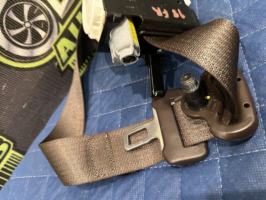 2018-2019 FORD F250 F350 F450 LIMITED BROWN FRONT PASSENGER RIGHT SEATBELT OEM
