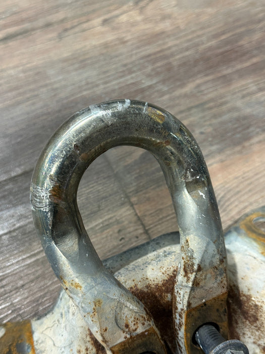 2017-2019 FORD F250 F350 F450 LEFT RIGHT TOW HOOK PAIR OEM