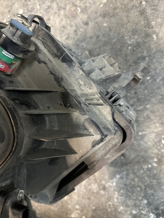 2017-2019 FORD F250 F350 F450 INTAKE OEM DIESEL ~TABS ARE BROKEN~