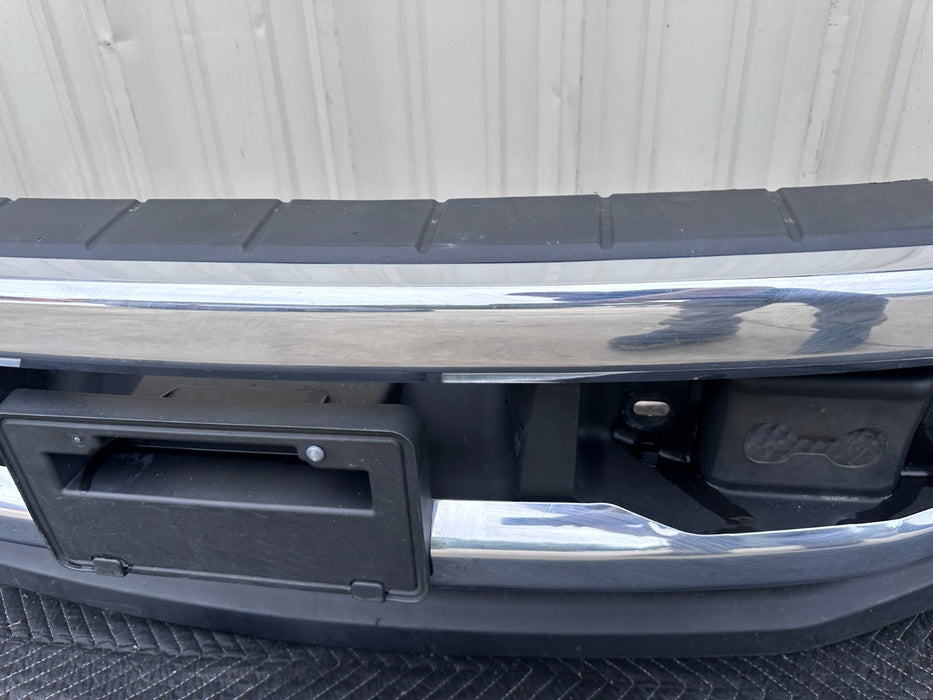 2017 2018 2019  FORD F250 F350 FRONT BUMPER ASSEMBLY CHROME OEM