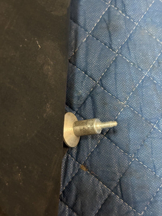 2012-2014 AUDI R8 V10 OEM ENGINE RIGHT AIR INTAKE TUBE PIPE PLASTIC