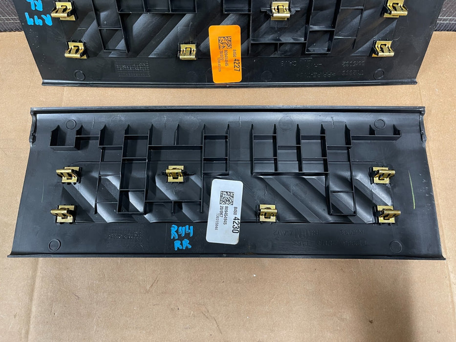 2020 2021 2022 GMC SIERRA 2500 3500 REAR LEFT RIGHT DOOR KICK PLATES OEM